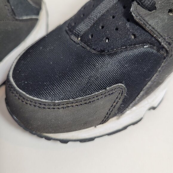 Nike Air Huarache Run Black Women's Running Athletic Shoe Sneaker Size 9 - Picture 8 of 11